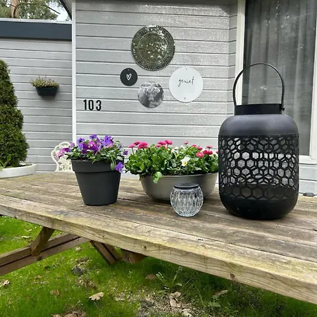 Holiday home Spacious Two Bedroom *