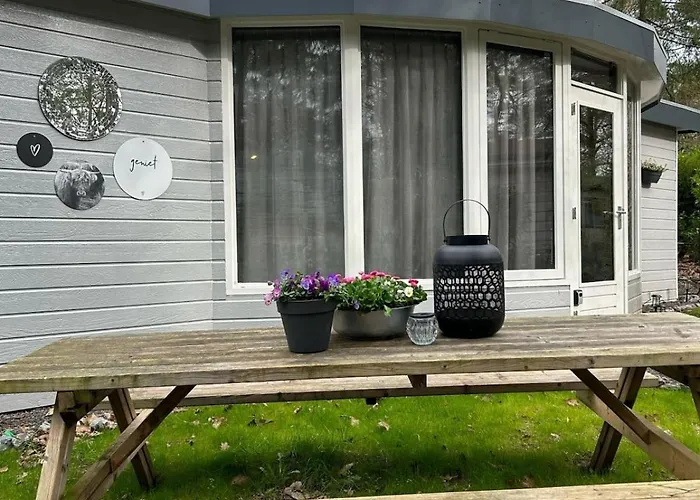 Spacious Two Bedroom Hébergement de vacances