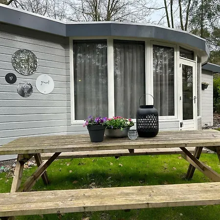 Spacious Two Person Semesterbostad